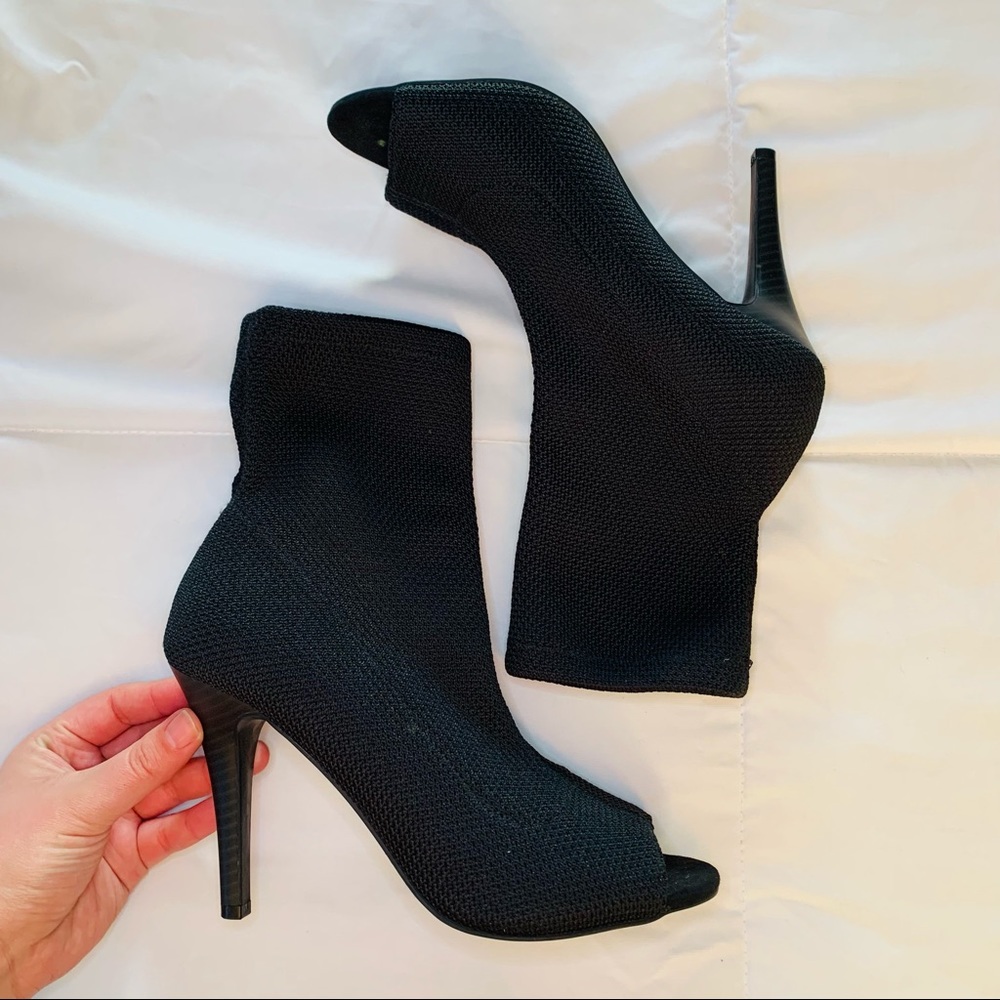 Parker & Sky Black Open Toe Sock Heels Size 7.5